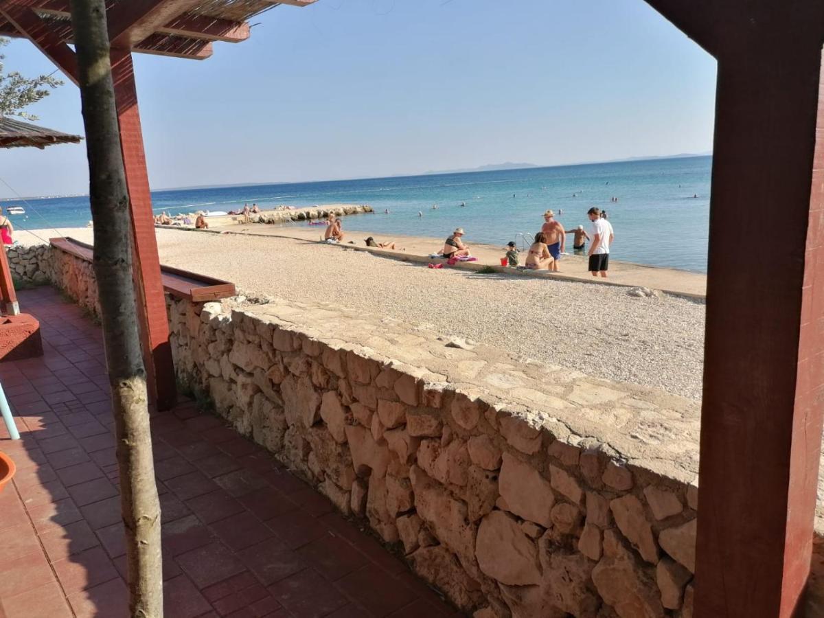 Apartman Zlata Vir Buitenkant foto